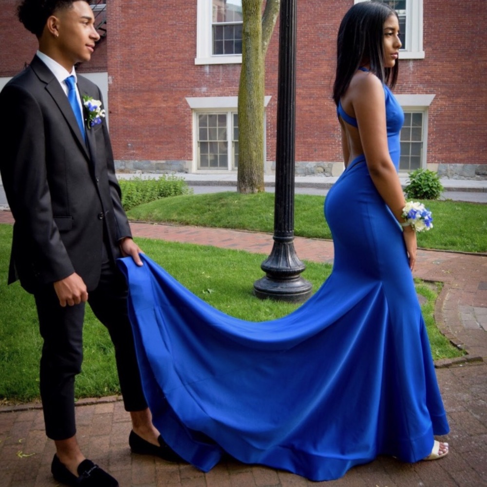 Joavni prom dress